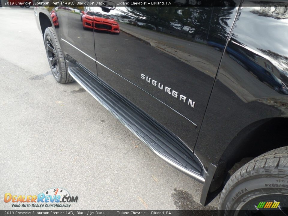 2019 Chevrolet Suburban Premier 4WD Black / Jet Black Photo #15