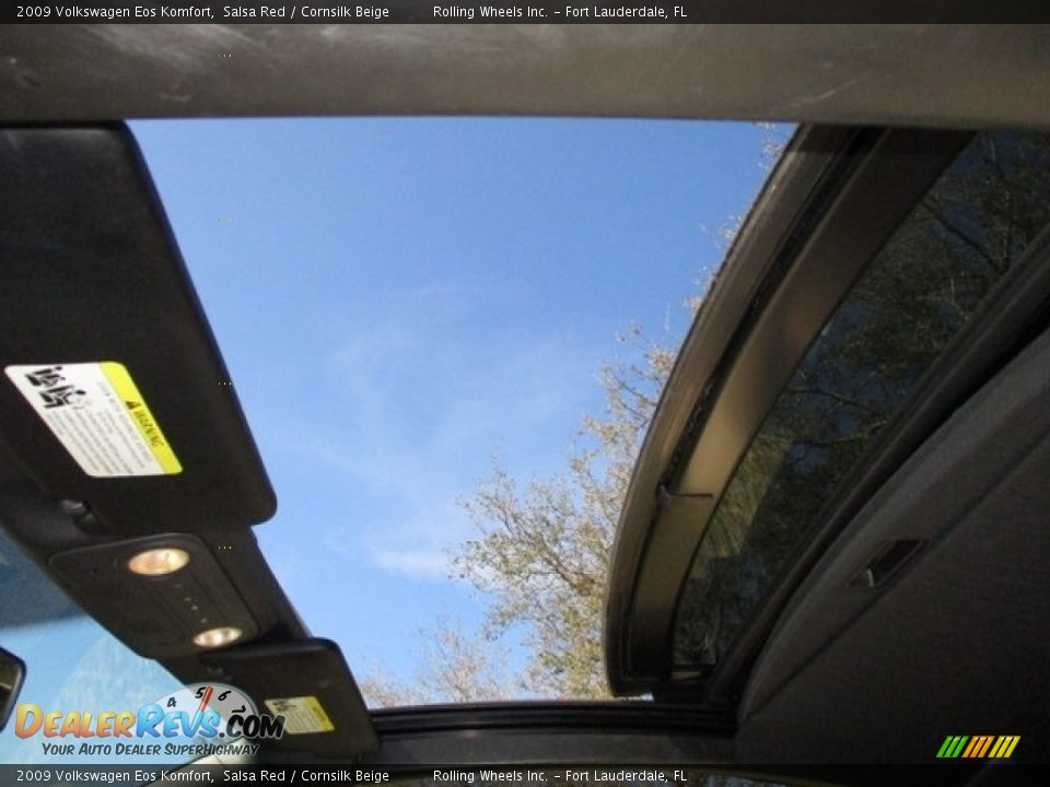 2009 Volkswagen Eos Komfort Salsa Red / Cornsilk Beige Photo #16