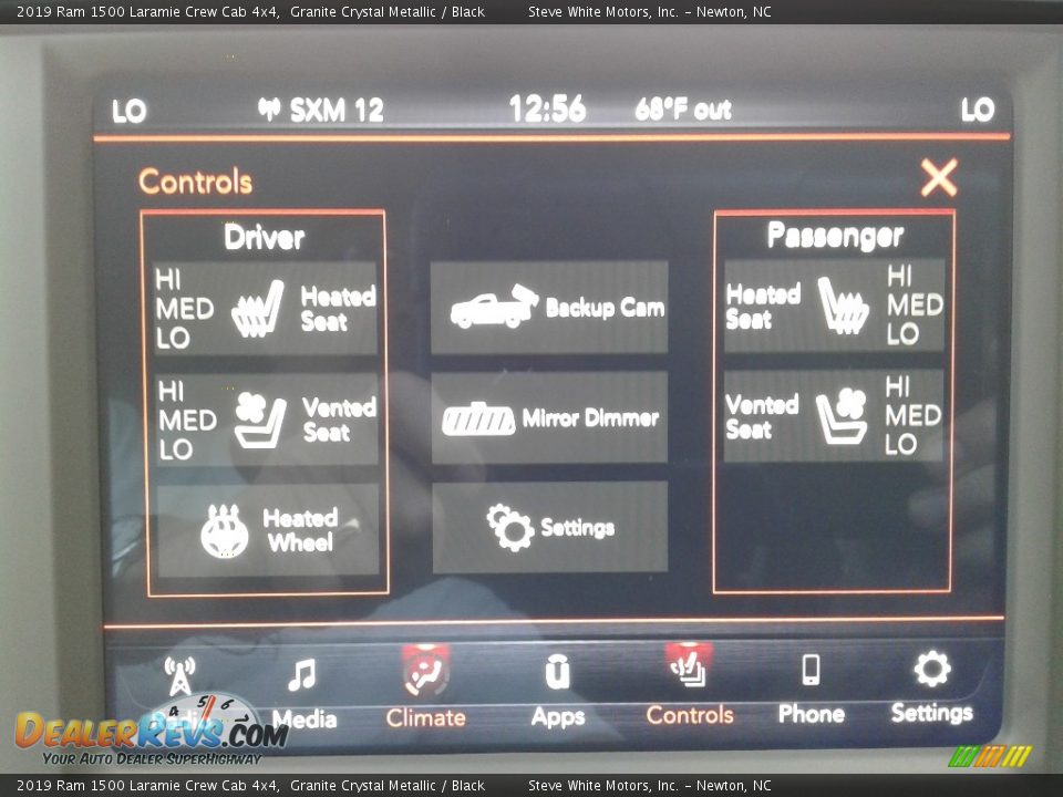 2019 Ram 1500 Laramie Crew Cab 4x4 Granite Crystal Metallic / Black Photo #26