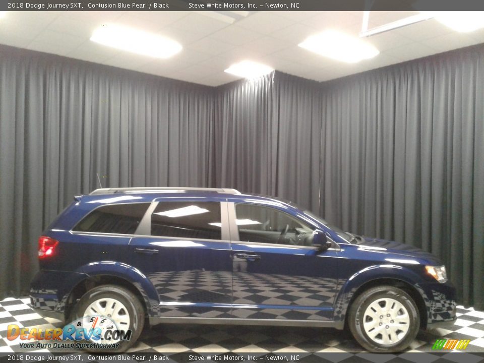 2018 Dodge Journey SXT Contusion Blue Pearl / Black Photo #5