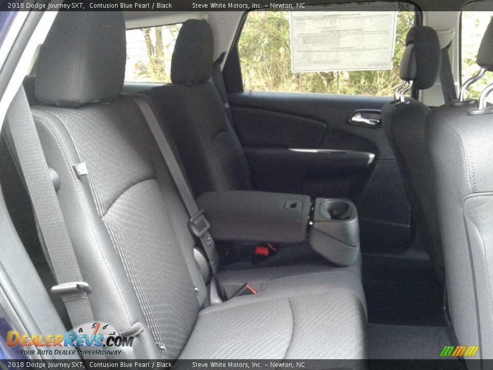 2018 Dodge Journey SXT Contusion Blue Pearl / Black Photo #16