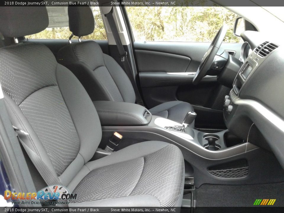 2018 Dodge Journey SXT Contusion Blue Pearl / Black Photo #17