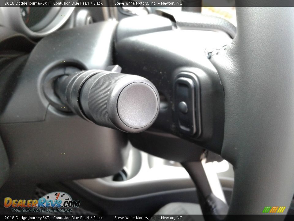 2018 Dodge Journey SXT Contusion Blue Pearl / Black Photo #18