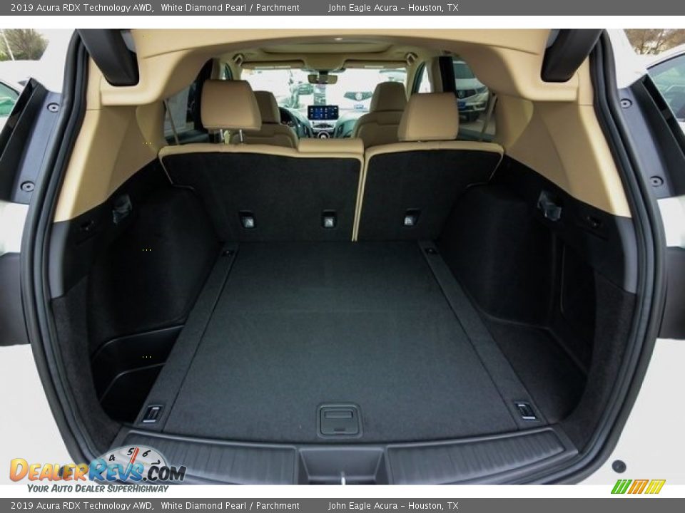 2019 Acura RDX Technology AWD White Diamond Pearl / Parchment Photo #21