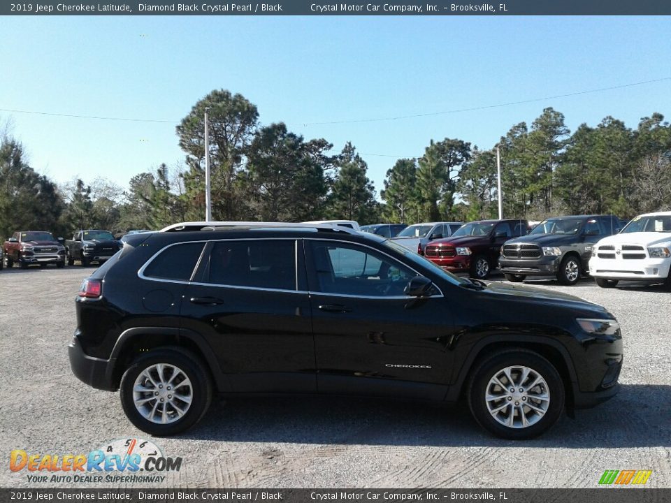 2019 Jeep Cherokee Latitude Diamond Black Crystal Pearl / Black Photo #6