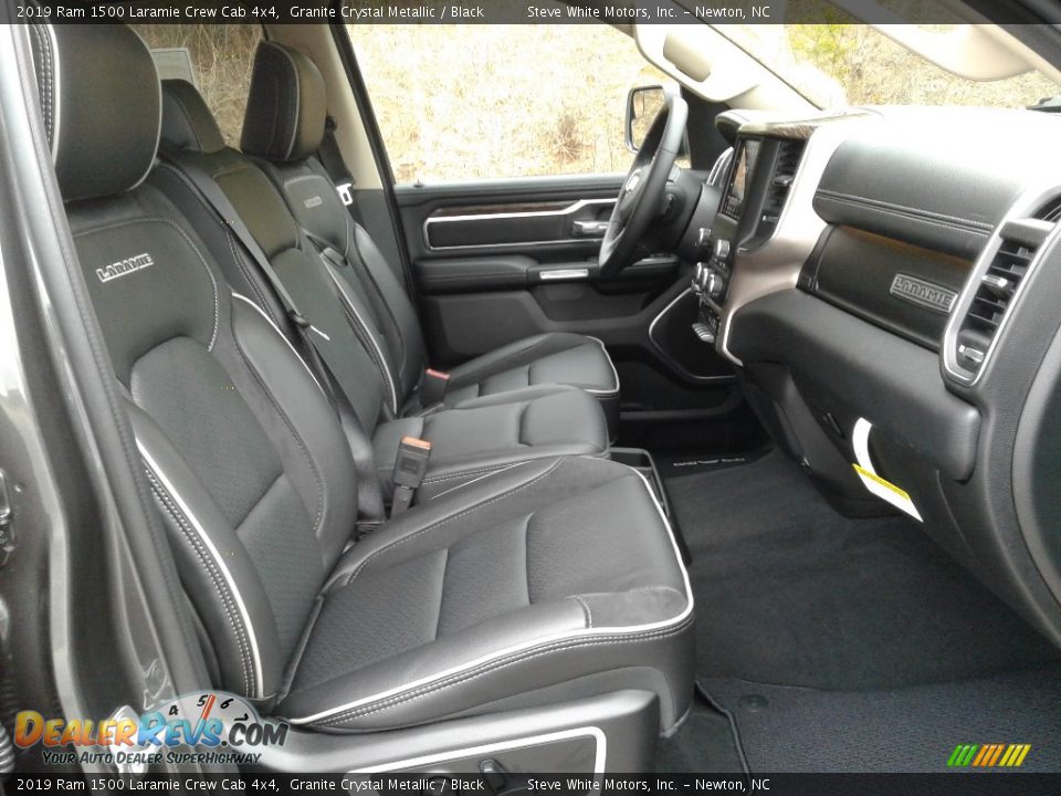 2019 Ram 1500 Laramie Crew Cab 4x4 Granite Crystal Metallic / Black Photo #16