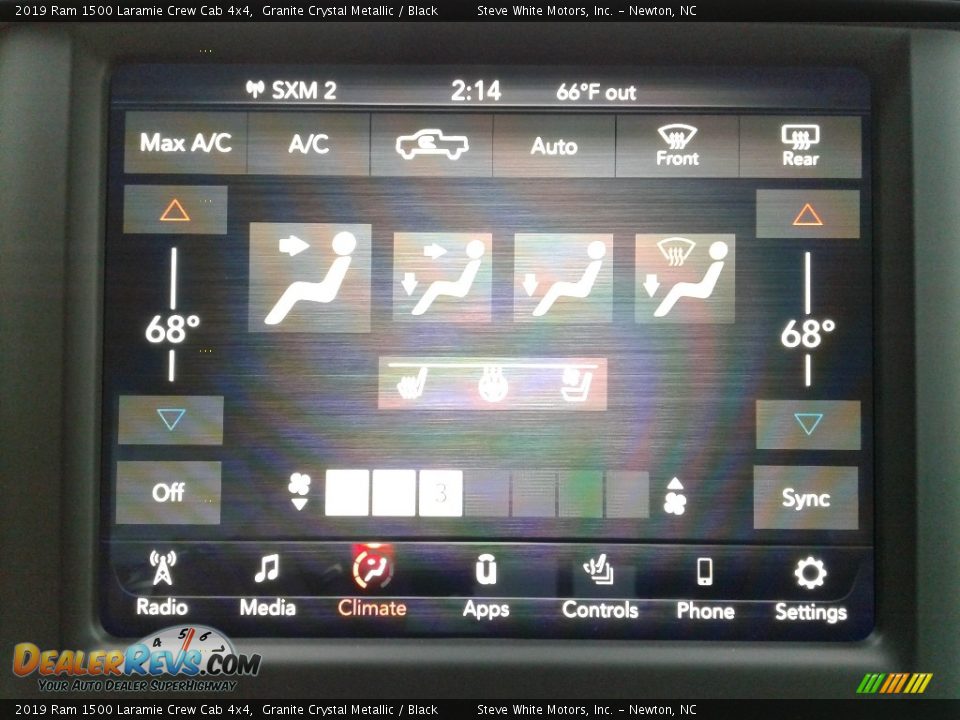 2019 Ram 1500 Laramie Crew Cab 4x4 Granite Crystal Metallic / Black Photo #26