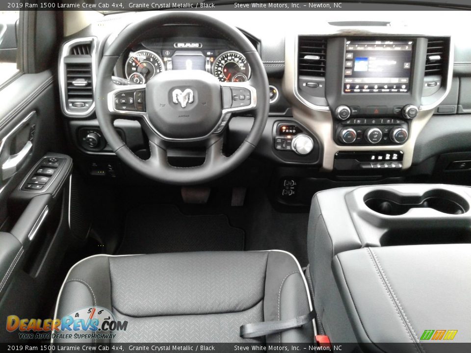 2019 Ram 1500 Laramie Crew Cab 4x4 Granite Crystal Metallic / Black Photo #34