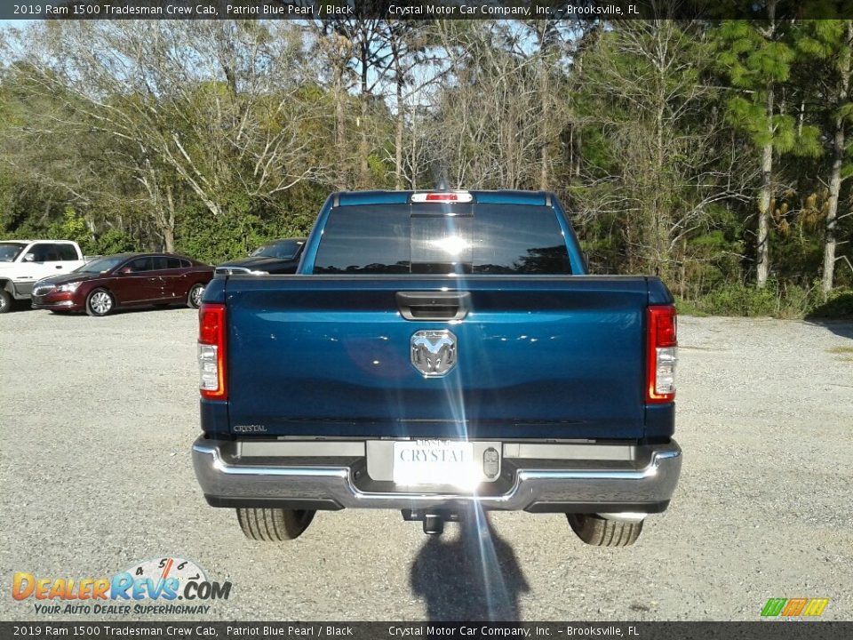 2019 Ram 1500 Tradesman Crew Cab Patriot Blue Pearl / Black Photo #4