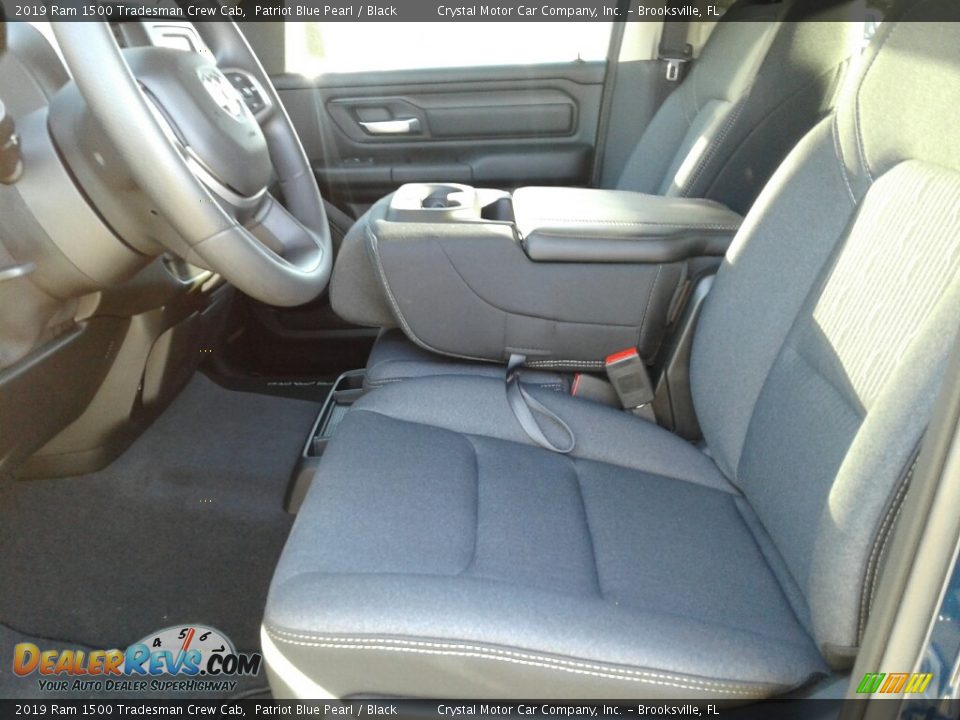 2019 Ram 1500 Tradesman Crew Cab Patriot Blue Pearl / Black Photo #9
