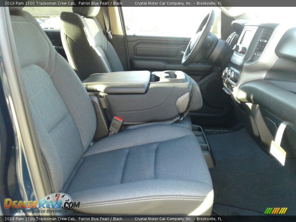 2019 Ram 1500 Tradesman Crew Cab Patriot Blue Pearl / Black Photo #12