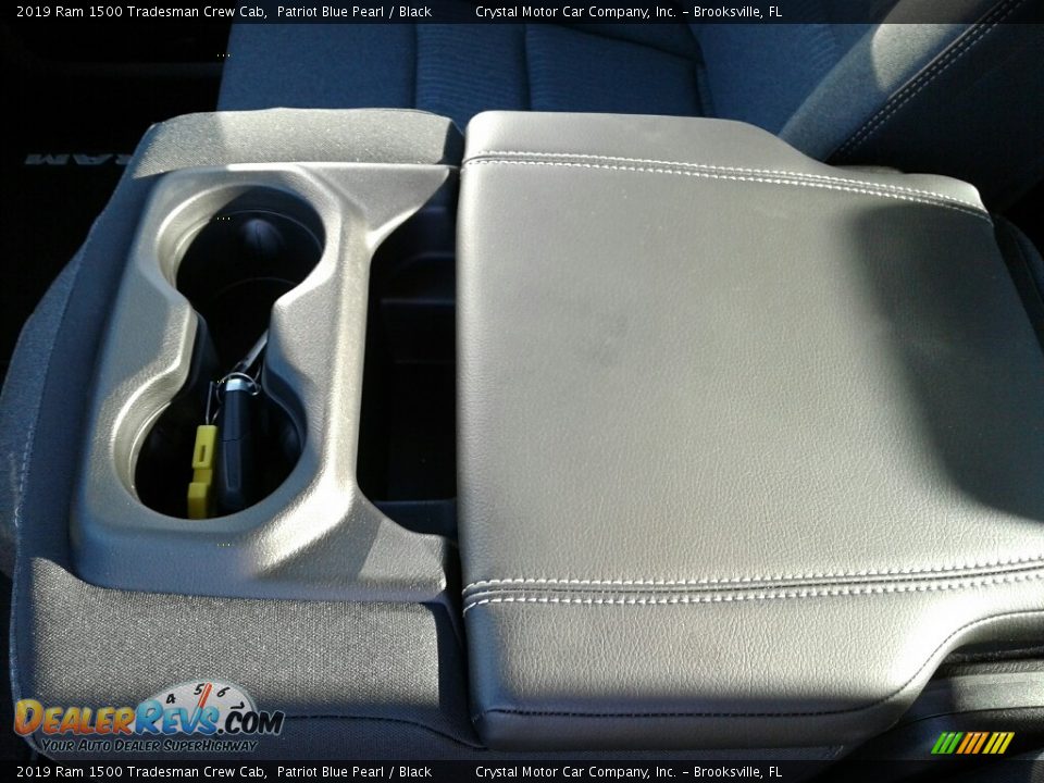 2019 Ram 1500 Tradesman Crew Cab Patriot Blue Pearl / Black Photo #18