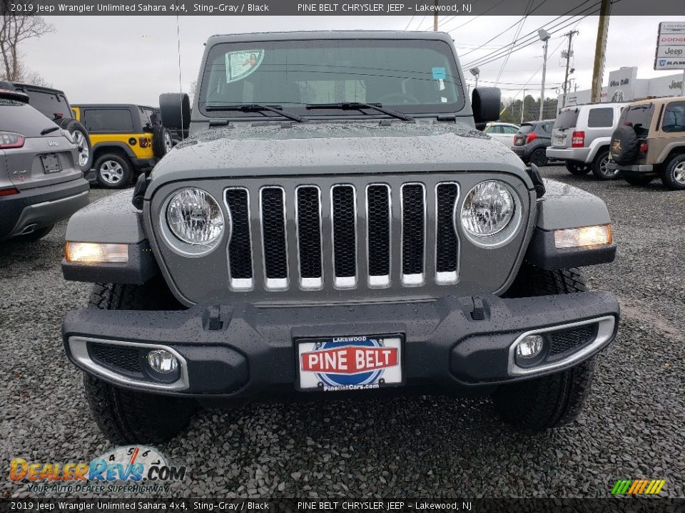 2019 Jeep Wrangler Unlimited Sahara 4x4 Sting-Gray / Black Photo #2