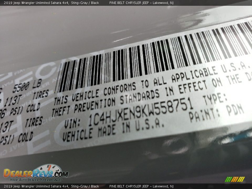 2019 Jeep Wrangler Unlimited Sahara 4x4 Sting-Gray / Black Photo #9