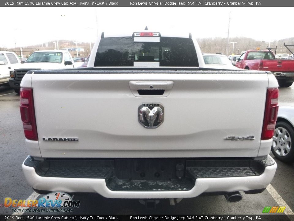 2019 Ram 1500 Laramie Crew Cab 4x4 Ivory Tri–Coat / Black Photo #5