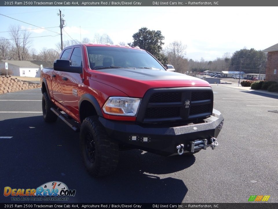 2015 Ram 2500 Tradesman Crew Cab 4x4 Agriculture Red / Black/Diesel Gray Photo #3