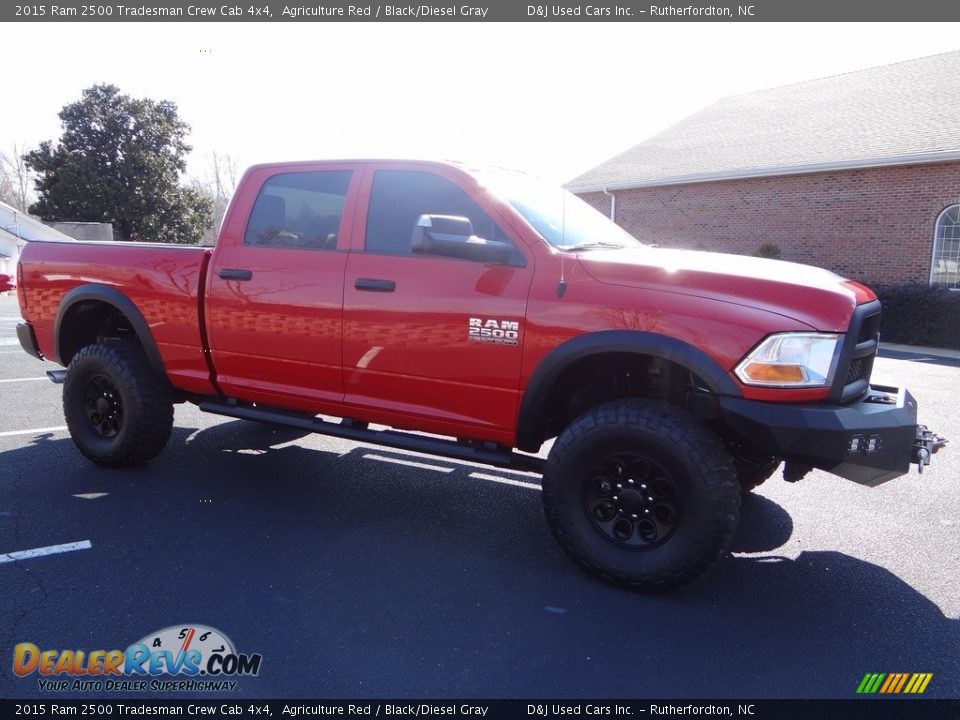 2015 Ram 2500 Tradesman Crew Cab 4x4 Agriculture Red / Black/Diesel Gray Photo #4