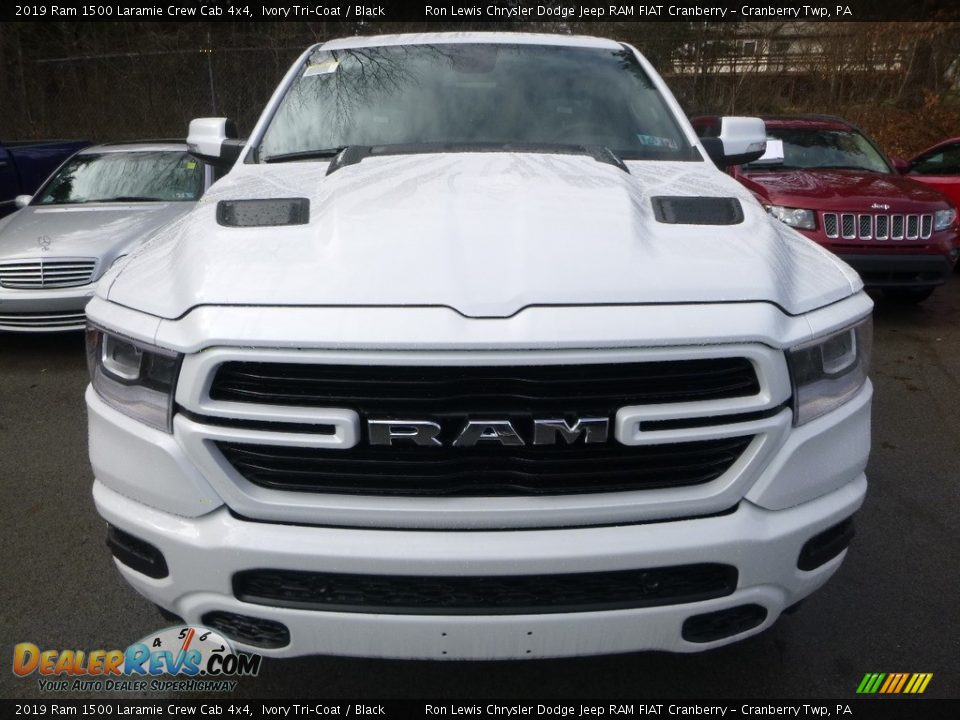 2019 Ram 1500 Laramie Crew Cab 4x4 Ivory Tri–Coat / Black Photo #12