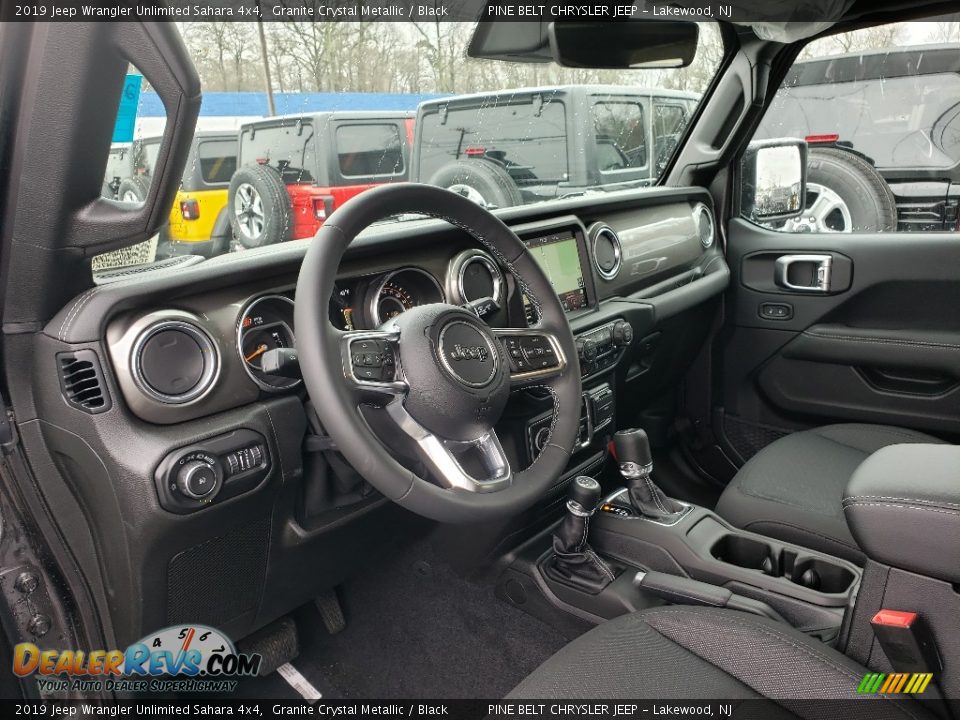 2019 Jeep Wrangler Unlimited Sahara 4x4 Granite Crystal Metallic / Black Photo #7
