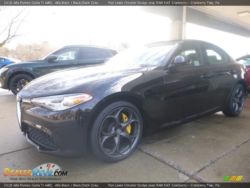 2018 Alfa Romeo Giulia Ti AWD Alfa Black / Black/Dark Gray Photo #2