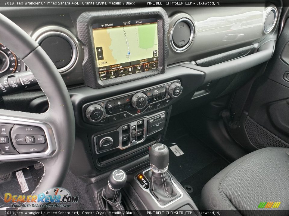 Controls of 2019 Jeep Wrangler Unlimited Sahara 4x4 Photo #10