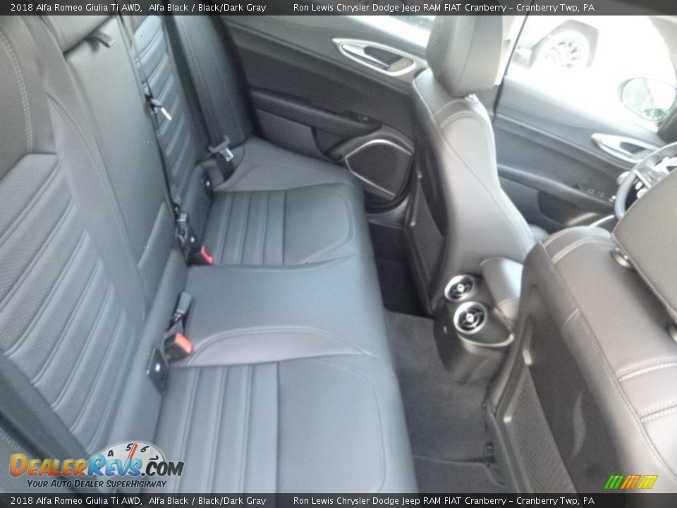 2018 Alfa Romeo Giulia Ti AWD Alfa Black / Black/Dark Gray Photo #8