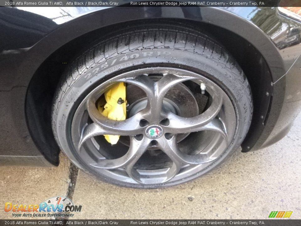 2018 Alfa Romeo Giulia Ti AWD Alfa Black / Black/Dark Gray Photo #14