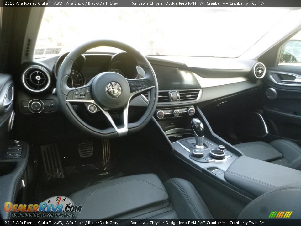 2018 Alfa Romeo Giulia Ti AWD Alfa Black / Black/Dark Gray Photo #16