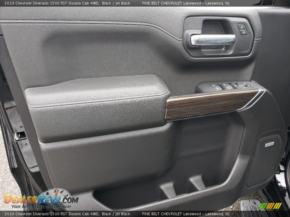 Door Panel of 2019 Chevrolet Silverado 1500 RST Double Cab 4WD Photo #7