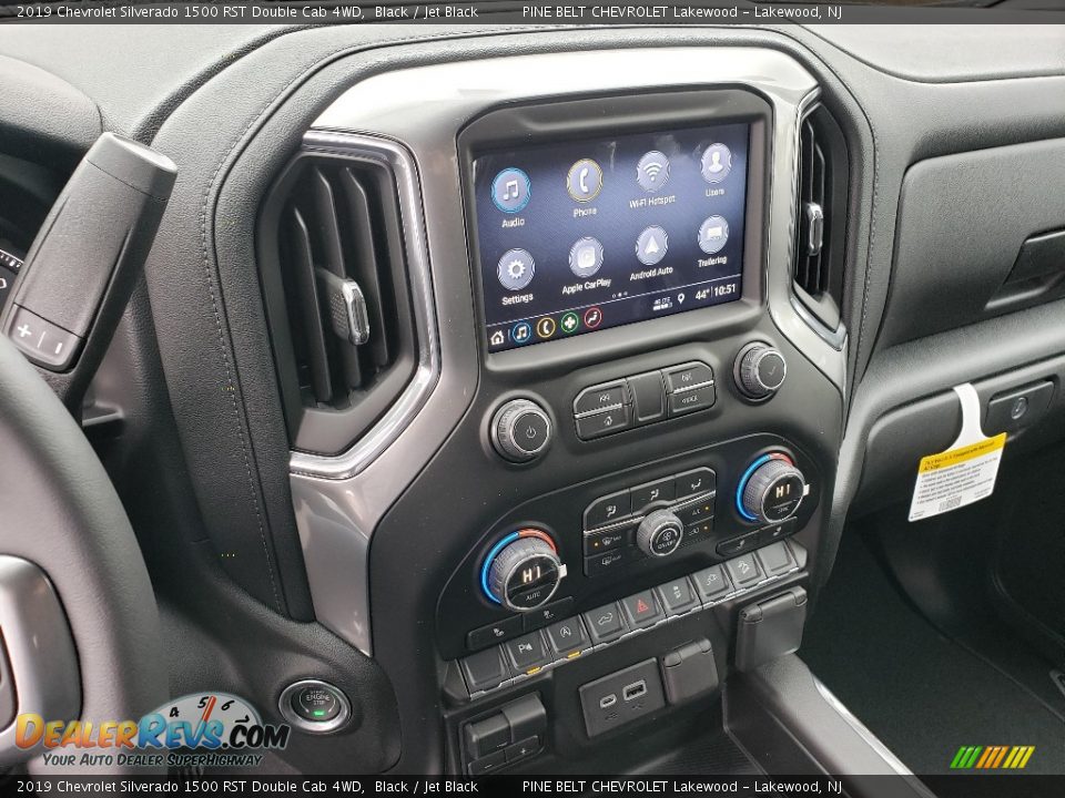 Controls of 2019 Chevrolet Silverado 1500 RST Double Cab 4WD Photo #9