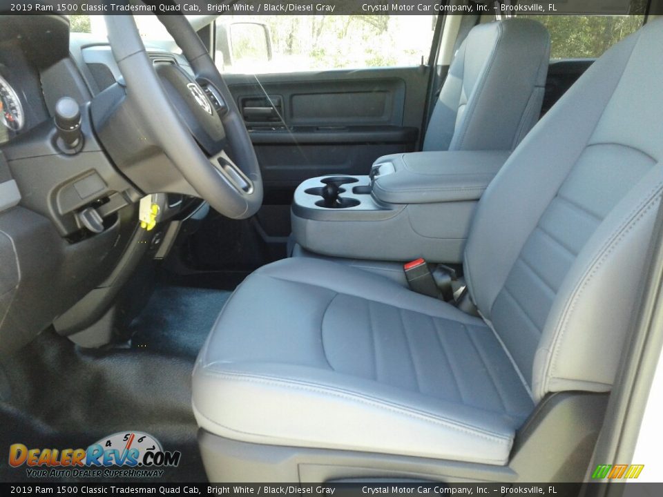 2019 Ram 1500 Classic Tradesman Quad Cab Bright White / Black/Diesel Gray Photo #9