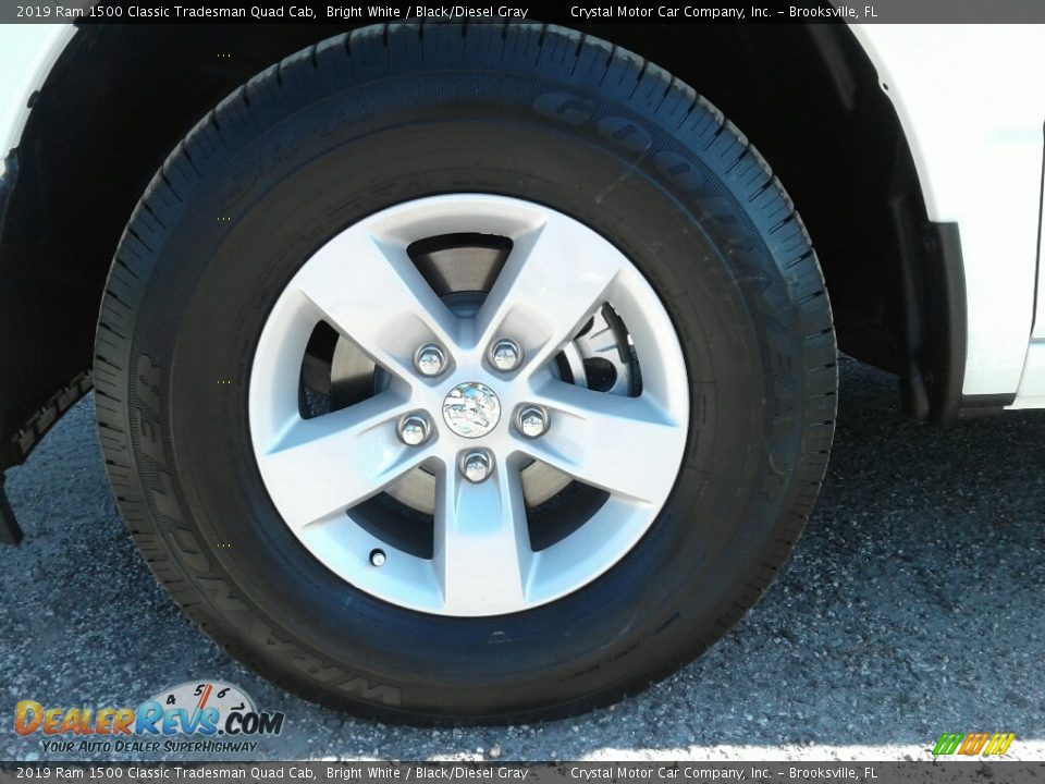2019 Ram 1500 Classic Tradesman Quad Cab Bright White / Black/Diesel Gray Photo #20