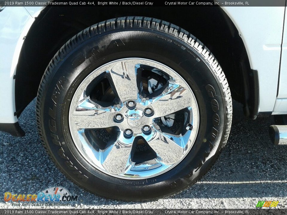2019 Ram 1500 Classic Tradesman Quad Cab 4x4 Bright White / Black/Diesel Gray Photo #20