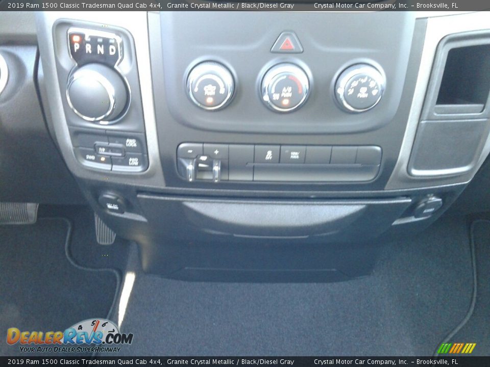 2019 Ram 1500 Classic Tradesman Quad Cab 4x4 Granite Crystal Metallic / Black/Diesel Gray Photo #16