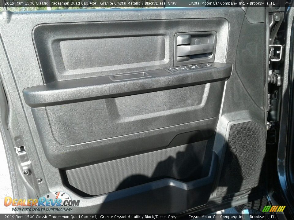 2019 Ram 1500 Classic Tradesman Quad Cab 4x4 Granite Crystal Metallic / Black/Diesel Gray Photo #17