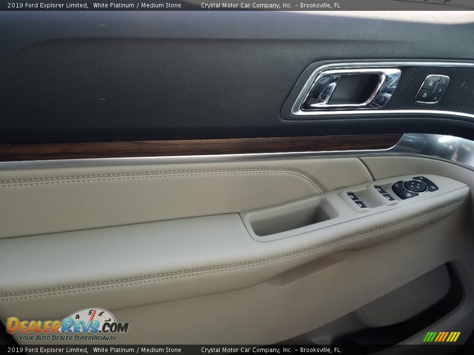 2019 Ford Explorer Limited White Platinum / Medium Stone Photo #17