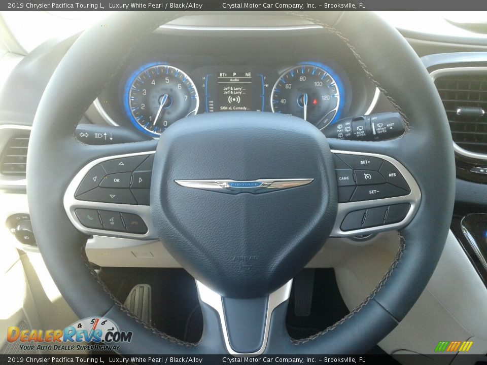 2019 Chrysler Pacifica Touring L Luxury White Pearl / Black/Alloy Photo #14