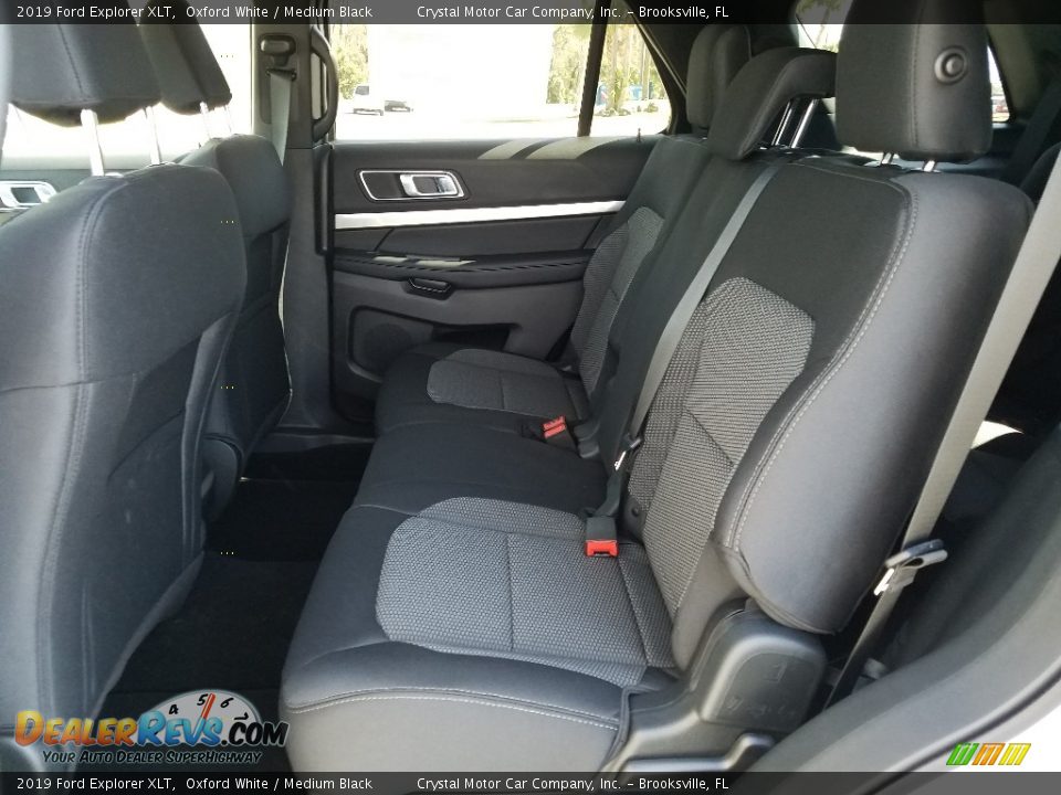 2019 Ford Explorer XLT Oxford White / Medium Black Photo #10