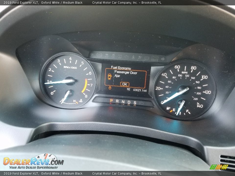 2019 Ford Explorer XLT Oxford White / Medium Black Photo #15
