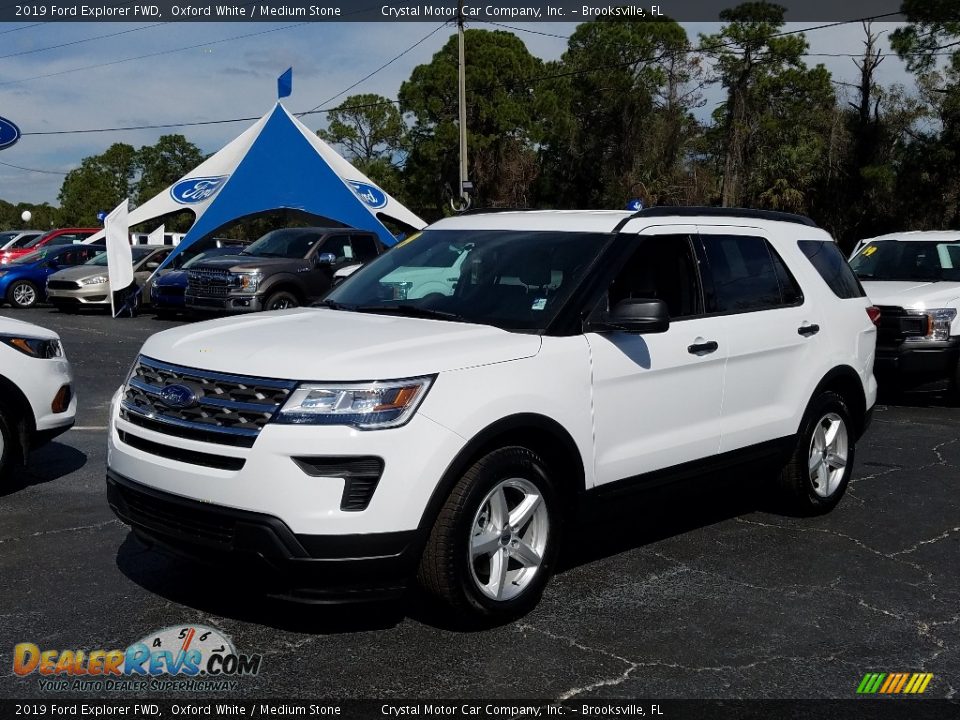 2019 Ford Explorer FWD Oxford White / Medium Stone Photo #1