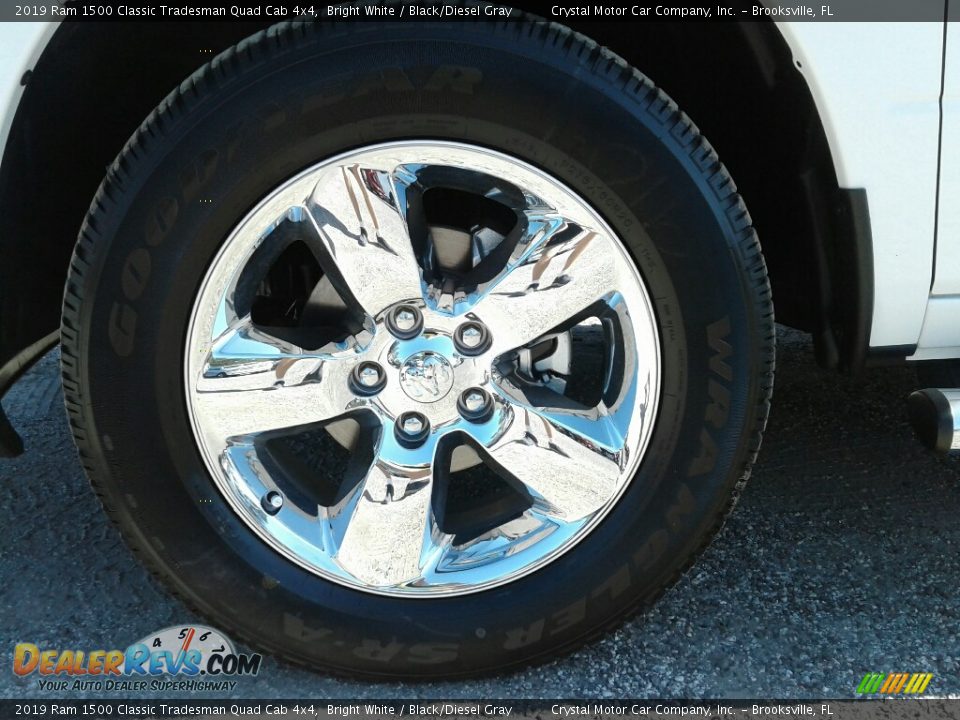 2019 Ram 1500 Classic Tradesman Quad Cab 4x4 Bright White / Black/Diesel Gray Photo #20