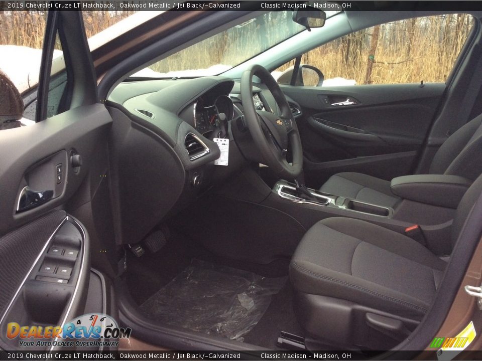 2019 Chevrolet Cruze LT Hatchback Oakwood Metallic / Jet Black/­Galvanized Photo #9