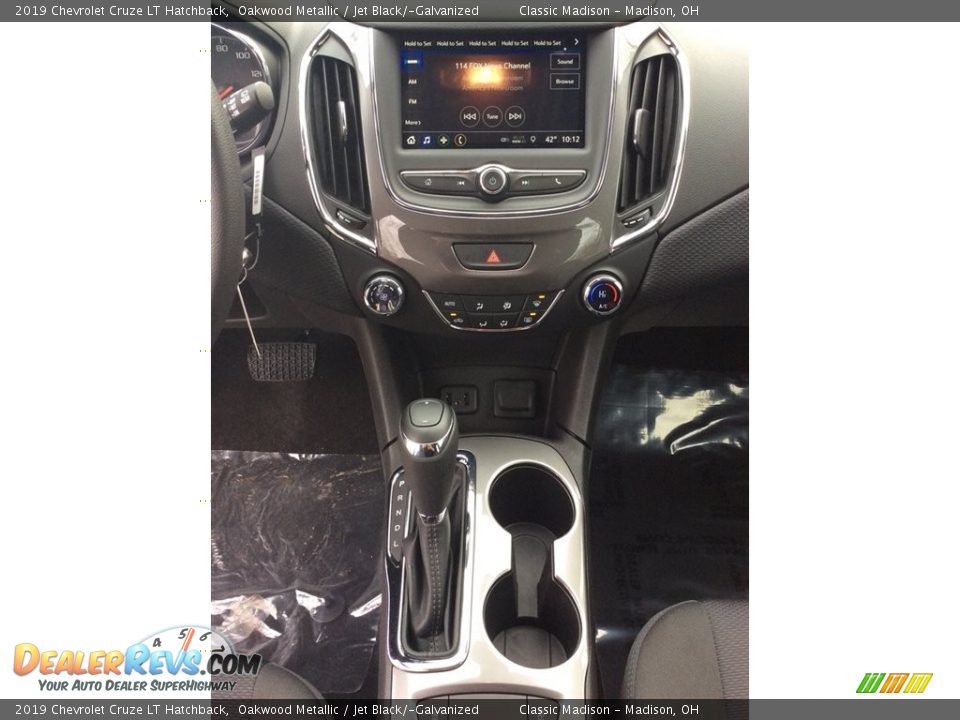 2019 Chevrolet Cruze LT Hatchback Oakwood Metallic / Jet Black/­Galvanized Photo #13