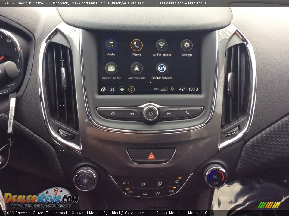 2019 Chevrolet Cruze LT Hatchback Oakwood Metallic / Jet Black/­Galvanized Photo #14