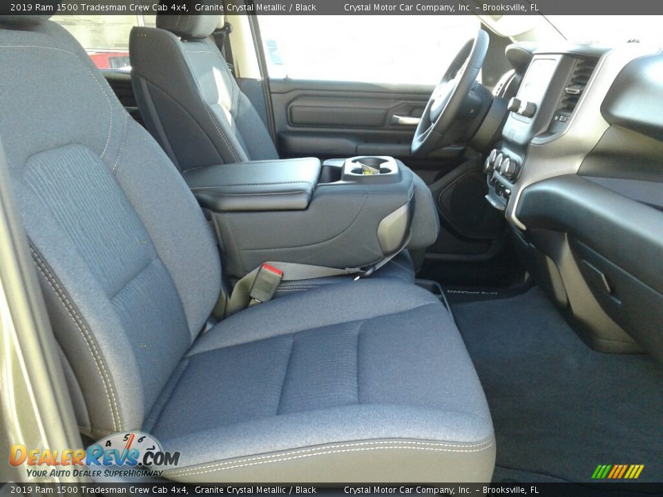 2019 Ram 1500 Tradesman Crew Cab 4x4 Granite Crystal Metallic / Black Photo #12