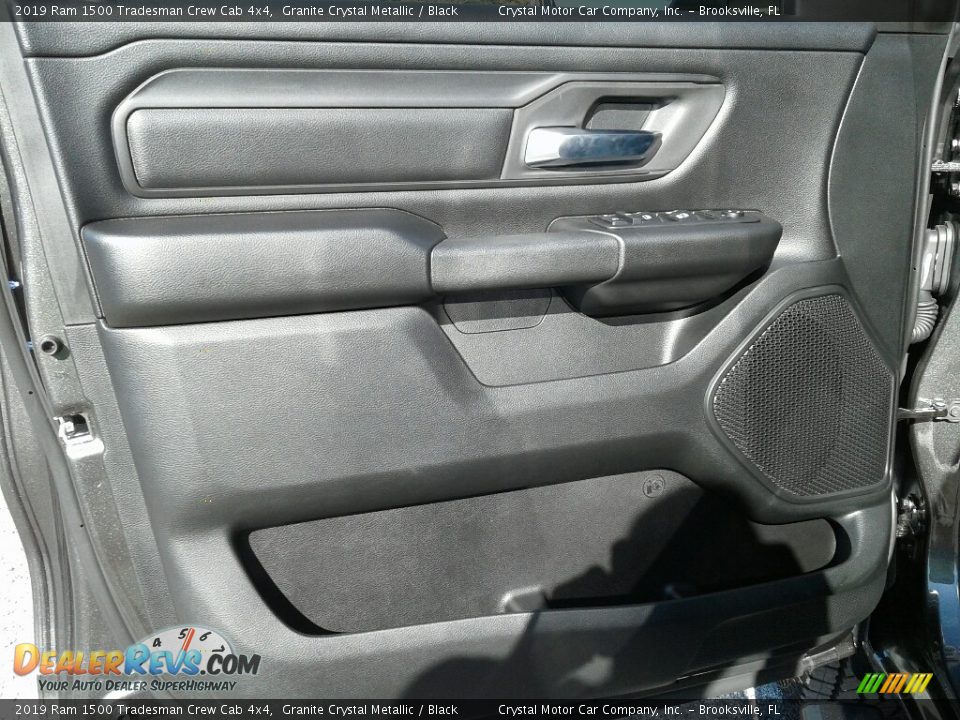2019 Ram 1500 Tradesman Crew Cab 4x4 Granite Crystal Metallic / Black Photo #17