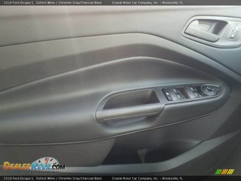 2019 Ford Escape S Oxford White / Chromite Gray/Charcoal Black Photo #17