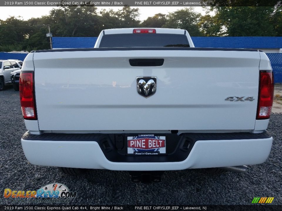2019 Ram 1500 Classic Express Quad Cab 4x4 Bright White / Black Photo #5