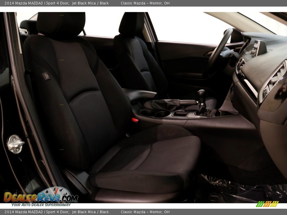 2014 Mazda MAZDA3 i Sport 4 Door Jet Black Mica / Black Photo #14
