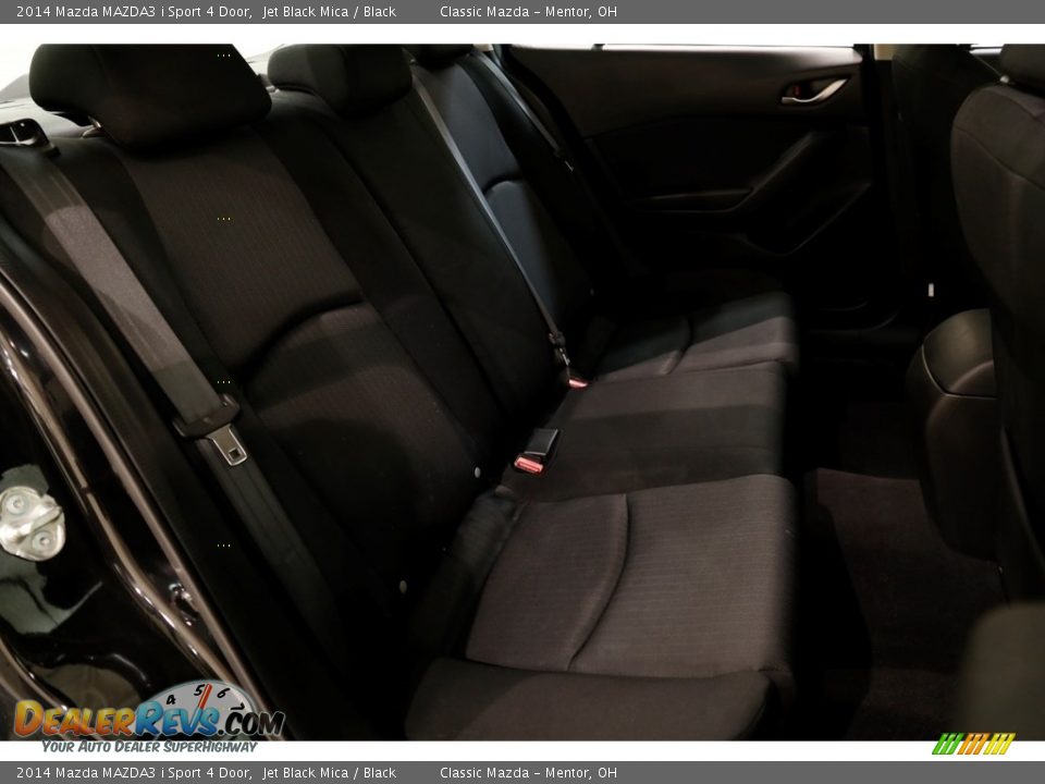 2014 Mazda MAZDA3 i Sport 4 Door Jet Black Mica / Black Photo #15
